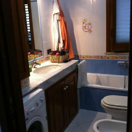 Marisi Villa *