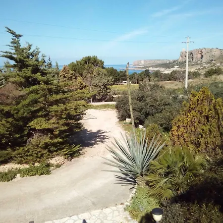 Marisi Villa Macari
